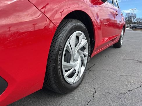 Used 2025 Subaru Impreza 2.0i image 11