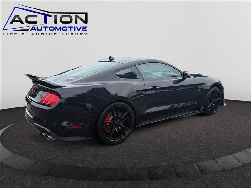 Used 2022 Ford Mustang Shelby GT500 w/ Technology Package RWD image 8