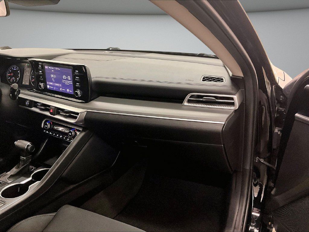 Used 2022 Kia K5 LXS FWD image 26