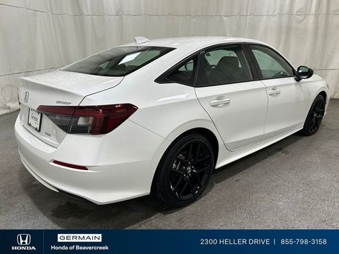 Used 2025 Honda Civic Sport image 8