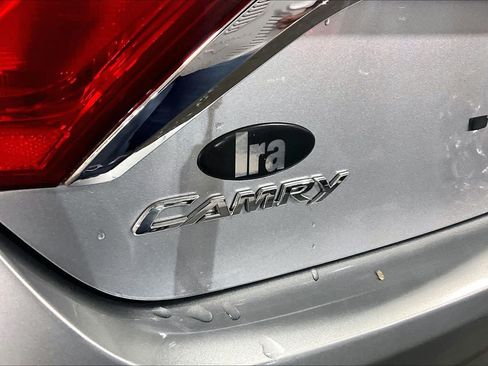 Used 2017 Toyota Camry XLE FWD image 10