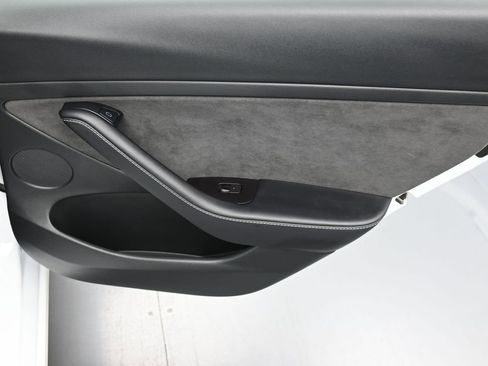 Used 2022 Tesla Model 3 Long Range image 15