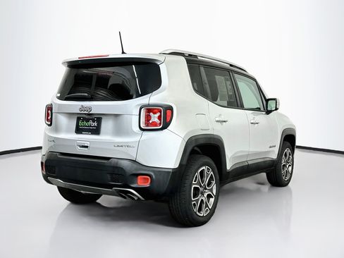 Used 2018 Jeep Renegade Limited AWD/4WD image 9
