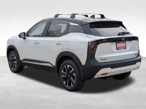 New 2026 Nissan Kicks SV w/ Cold Weather Package AWD/4WD image 11