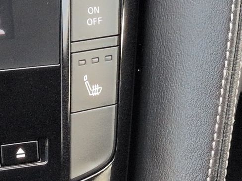 Used 2019 INFINITI QX50 Essential w/ Premium Heat Package FWD image 25