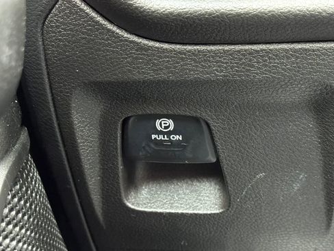 Used 2022 RAM 1500 Tradesman AWD/4WD image 33