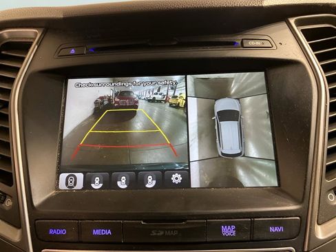 Used 2017 Hyundai Santa Fe Sport image 18