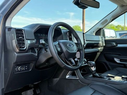 Used 2024 Ford Ranger Lariat w/ Advanced Towing Package RWD image 13