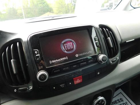 Used 2014 FIAT 500L Easy image 16