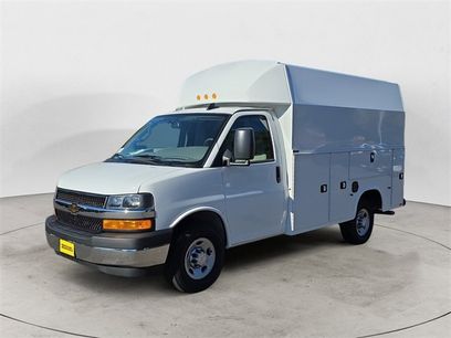 New 2025 Chevrolet Express 3500 w/ Power Convenience Package