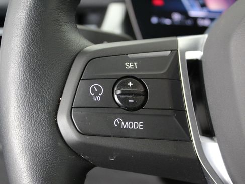 Certified 2025 BMW X2 xDrive28i w/ Premium Package image 16