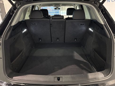 Used 2021 Audi Q5 2.0T Premium image 34