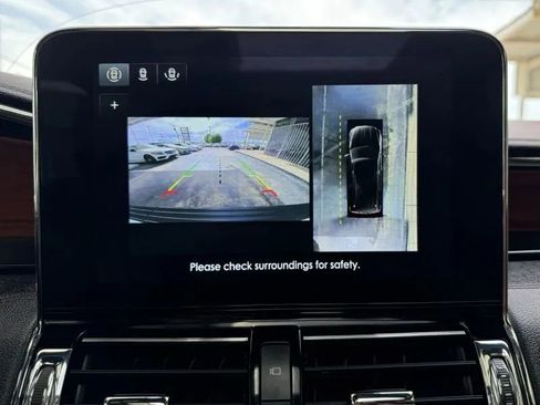 Used 2020 Lincoln Navigator L Reserve w/ Luxury Package image 35