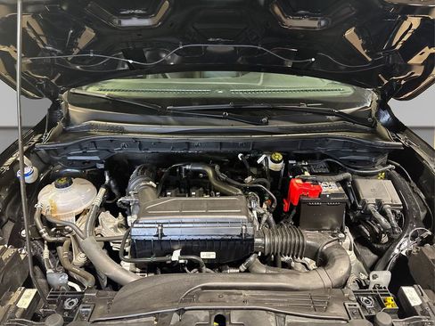 Used 2025 Ford Escape ST-Line image 12