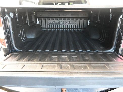 Used 2019 GMC Canyon Denali image 20