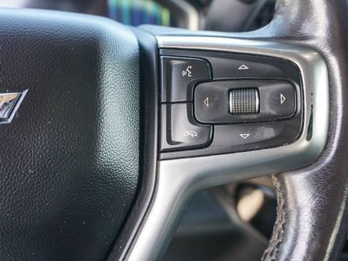 Used 2023 Chevrolet Silverado 1500 LT AWD/4WD image 22