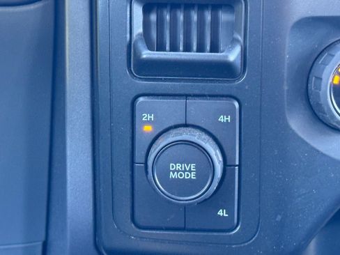 Used 2023 Ford F150 XLT image 21