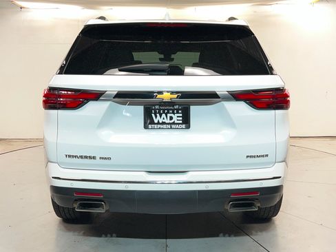Used 2023 Chevrolet Traverse Premier AWD/4WD image 4