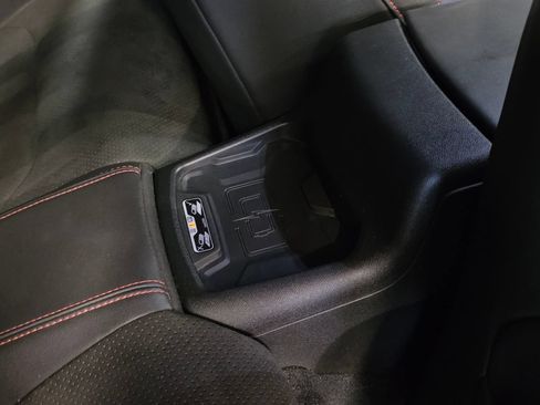 Used 2021 Chevrolet Camaro ZL1 RWD image 38