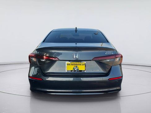 Used 2025 Honda Civic Sport Touring image 4