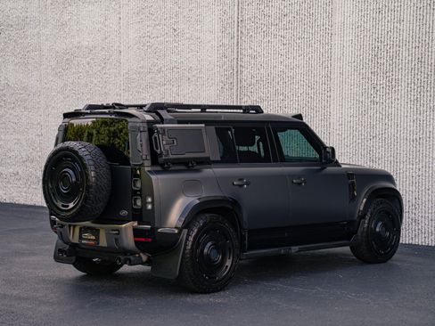 Used 2021 Land Rover Defender 110 X AWD/4WD image 11