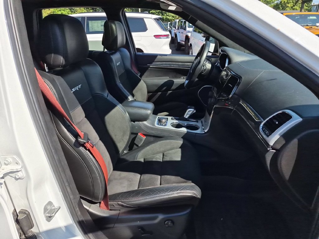 Used 2019 Jeep Grand Cherokee SRT AWD/4WD image 16