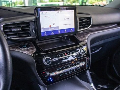Used 2023 Ford Explorer Limited w/ Equipment Group 301A image 16