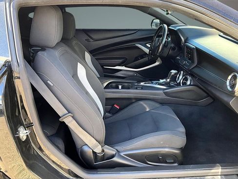 Used 2022 Chevrolet Camaro LT image 28