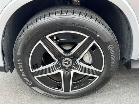 Used 2024 Mercedes-Benz GLC 300 4MATIC image 15