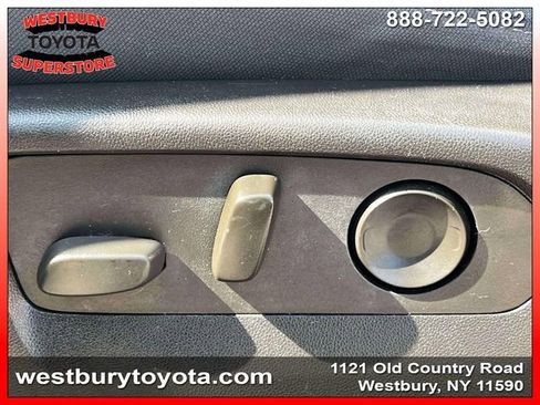 Used 2022 Chevrolet Silverado 1500 Custom Trail Boss AWD/4WD image 20