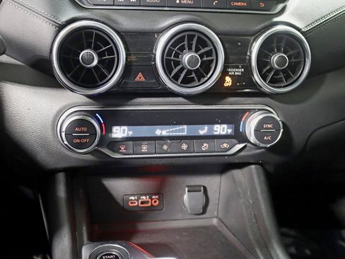 Used 2021 Nissan Sentra SV image 19