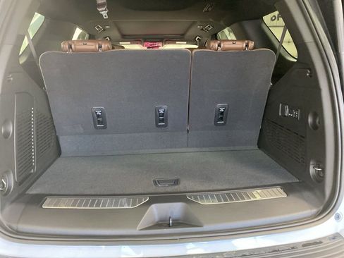 New 2026 Chevrolet Tahoe High Country image 14