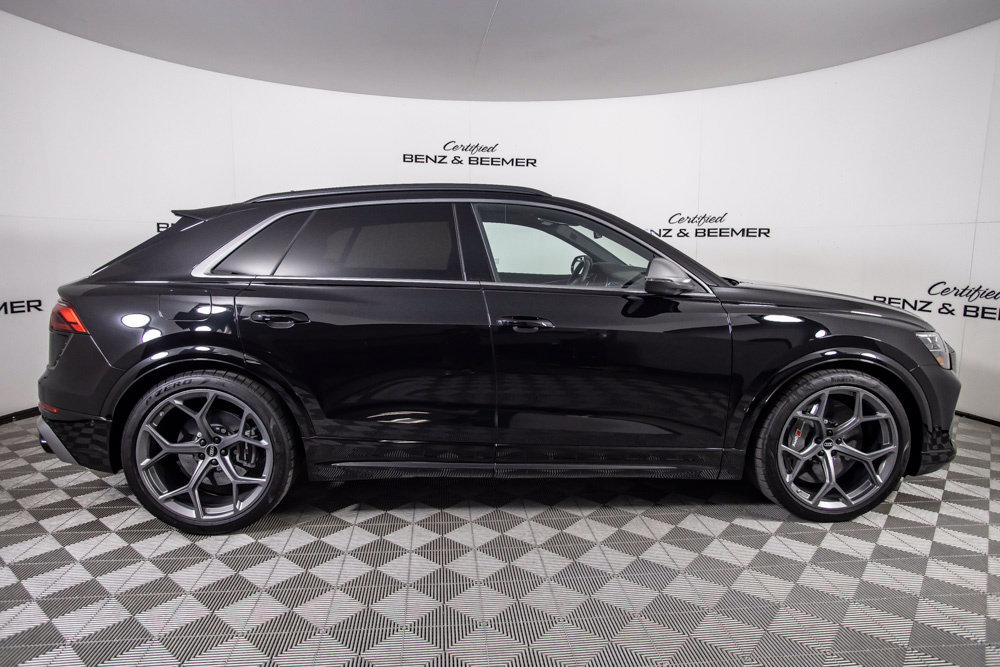 Used 2025 Audi RS Q8 performance AWD/4WD image 2