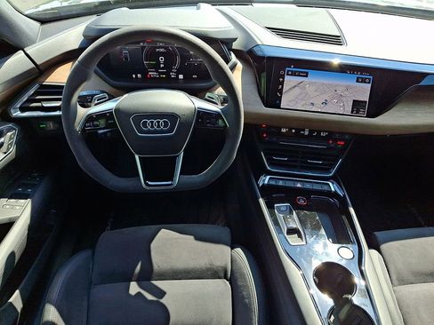 Used 2023 Audi e-tron GT Premium Plus AWD/4WD image 17