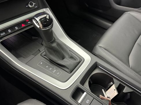 Certified 2025 Audi Q3 2.0T Premium w/ Convenience Package image 21