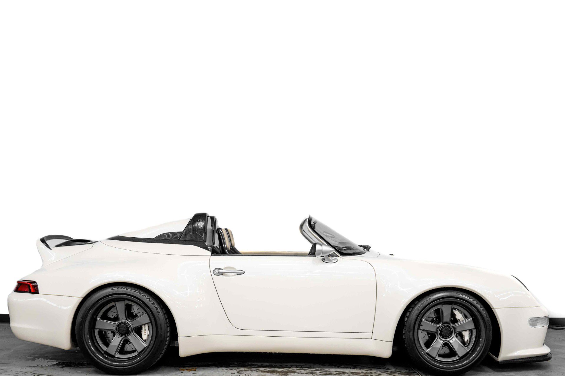 Used 1997 Porsche 911 Cabriolet image 2
