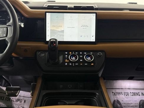 Used 2023 Land Rover Defender 130 X AWD/4WD image 29