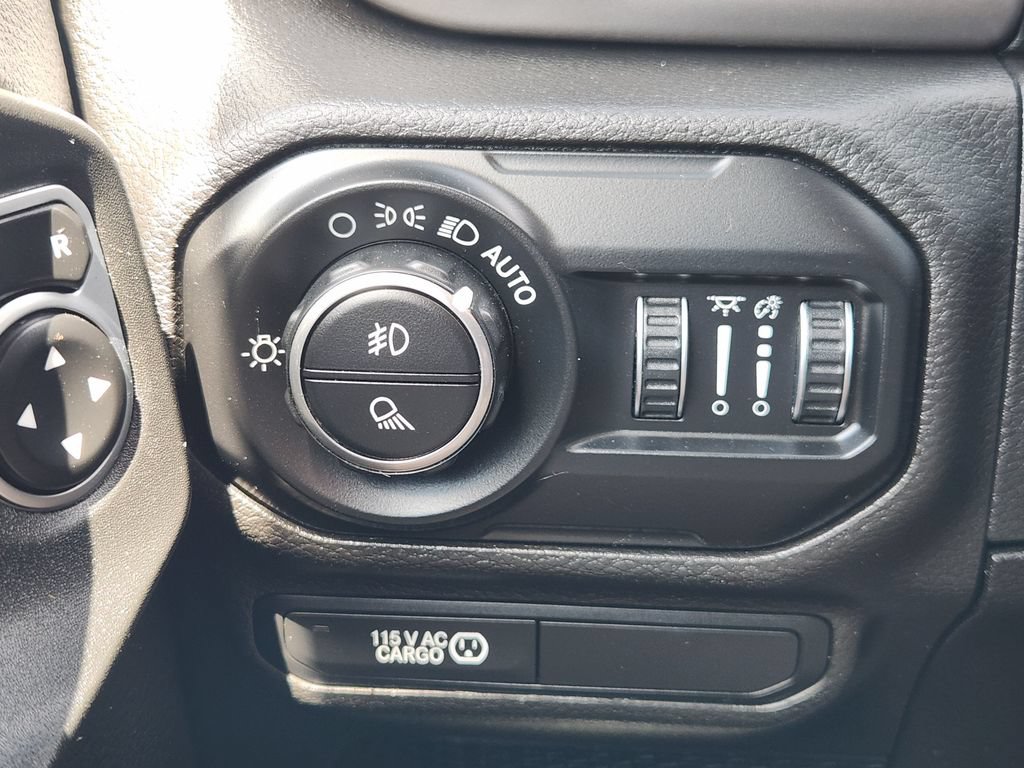 Used 2020 Jeep Gladiator Rubicon AWD/4WD image 22