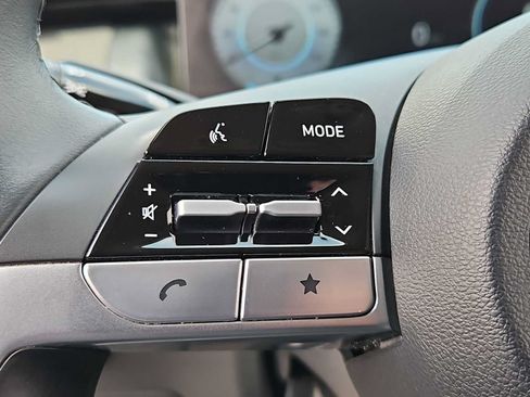 Certified 2022 Hyundai Tucson SEL w/ Convenience Package FWD image 23
