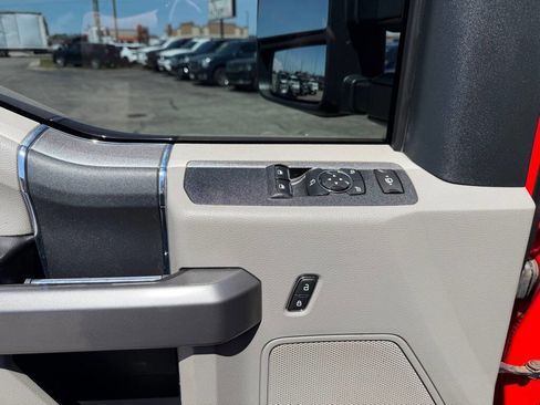 Used 2019 Ford F350 XLT w/ XLT Value Package AWD/4WD image 12