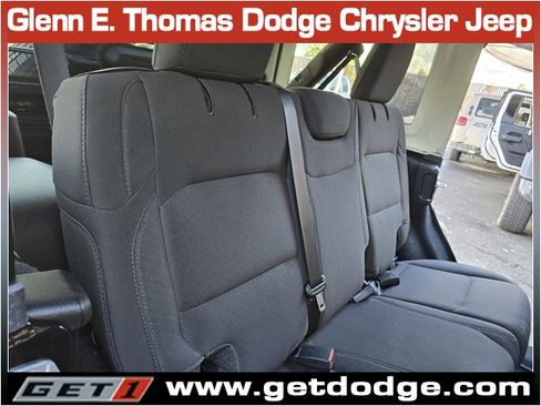 Certified 2022 Jeep Wrangler Unlimited Sahara image 31