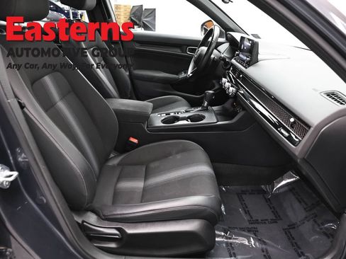 Used 2023 Honda Civic Sport image 23
