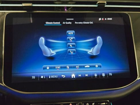 New 2026 Mercedes-Benz E 53 AMG e 4MATIC Sedan image 31