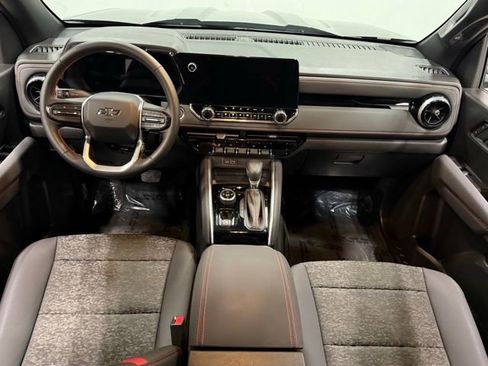 Used 2026 Chevrolet Colorado Z71 AWD/4WD image 35