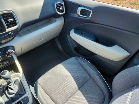 New 2026 Hyundai Venue SEL FWD image 15
