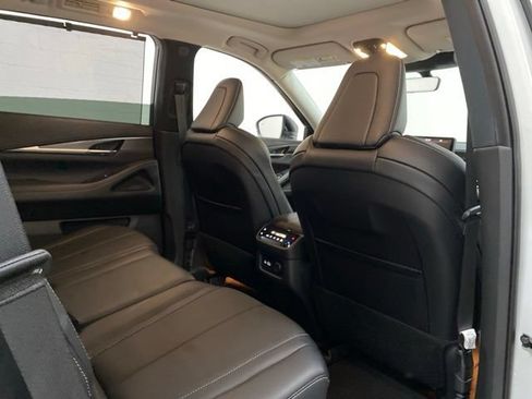 Used 2023 INFINITI QX60 Luxe FWD image 24