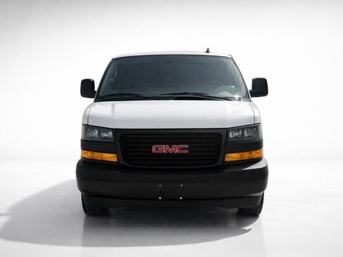Used 2021 GMC Savana 2500 w/ Communications Package image 8