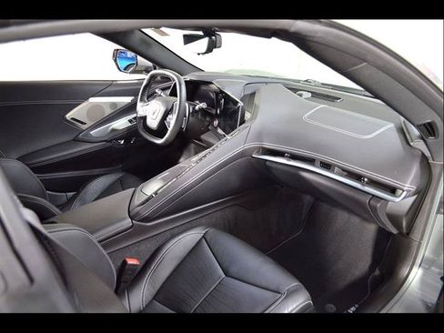 Used 2023 Chevrolet Corvette Stingray Preferred Cpe w/ Z51 Performance Package RWD image 22