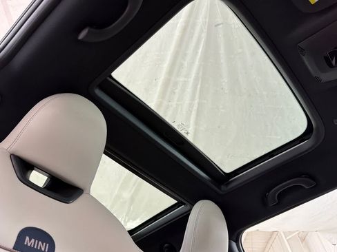 New 2026 MINI Cooper 2-Door Hardtop FWD image 17