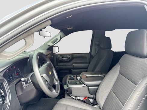 Used 2024 Chevrolet Silverado 1500 Custom w/ Turbomax Blackout Package image 10